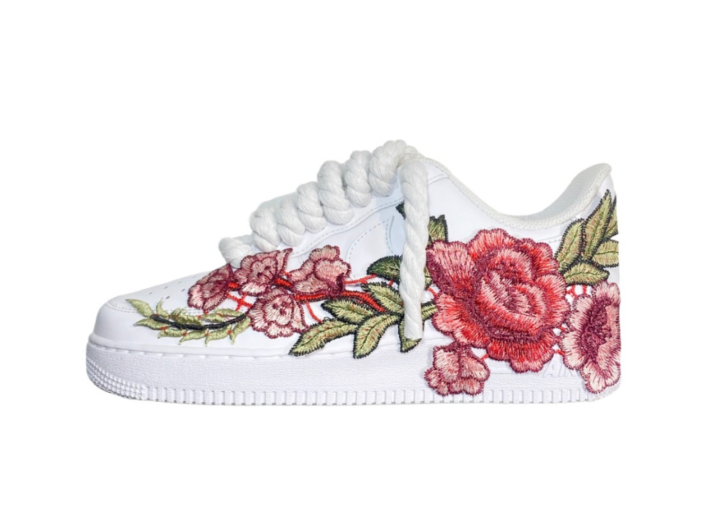 NIKE AIR FORCE 1 LOW ‘07 WHITE ROPE LACES PINK ROSES